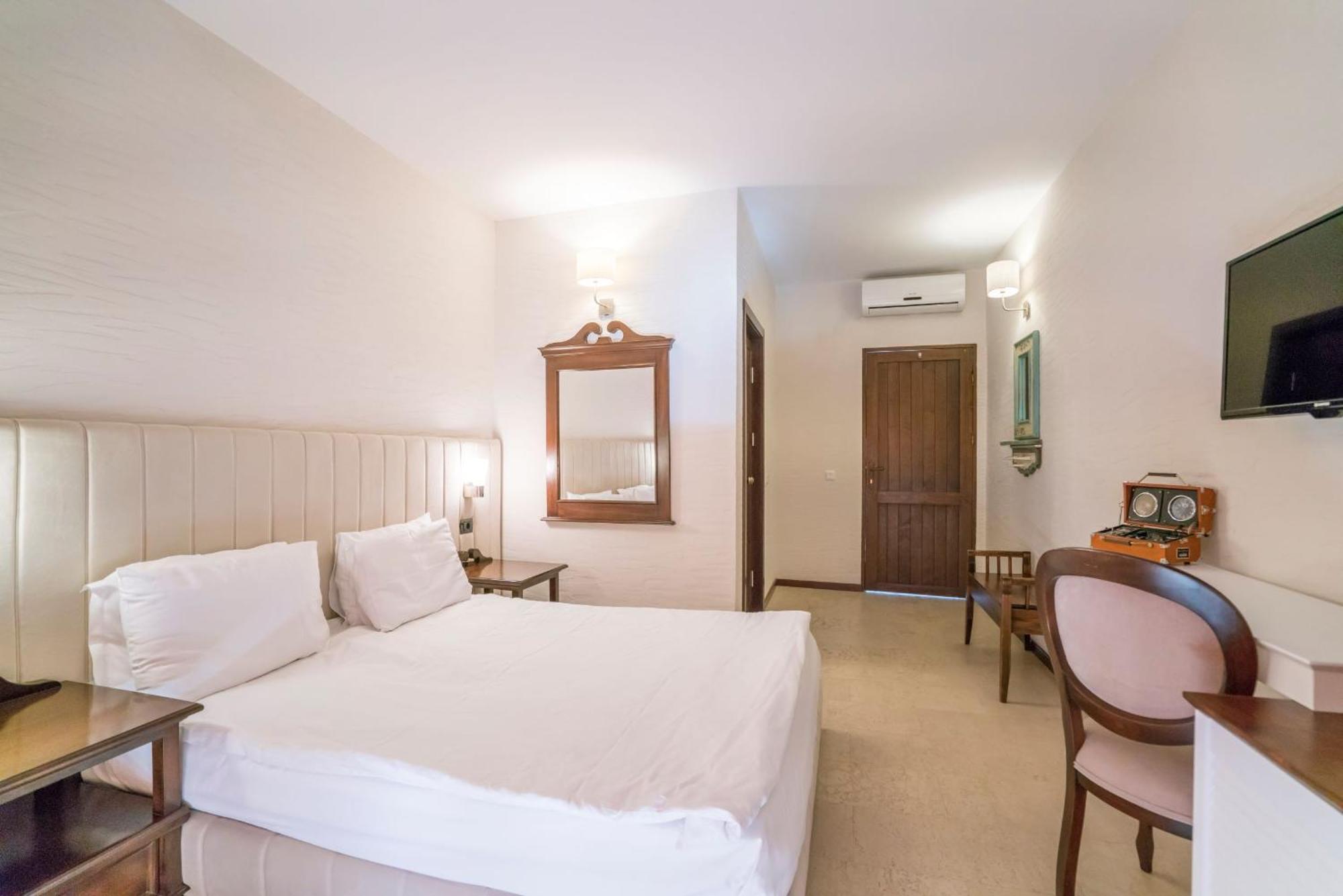 Maris Vama Veche Hotell Exteriör bild